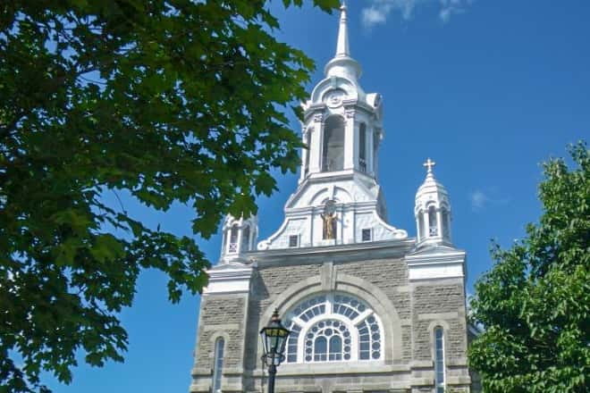 Montreal: Laurentian Mountains Day Trip - Who should book this Laurentians outing