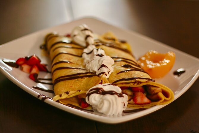 Montreal Mile End Authentic Food Tour with 7 Delicacies Tastings - Why Montreal’s Mile End is a good place to eat