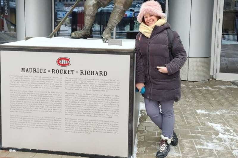 Montreal: Private custom walking tour with a guide - French, English, or Spanish on the route