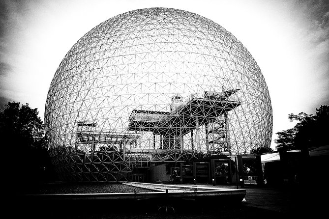 Montreal Private Photo Tours with Pro Photographer - Mount Royal, the Metro, and personal subjects