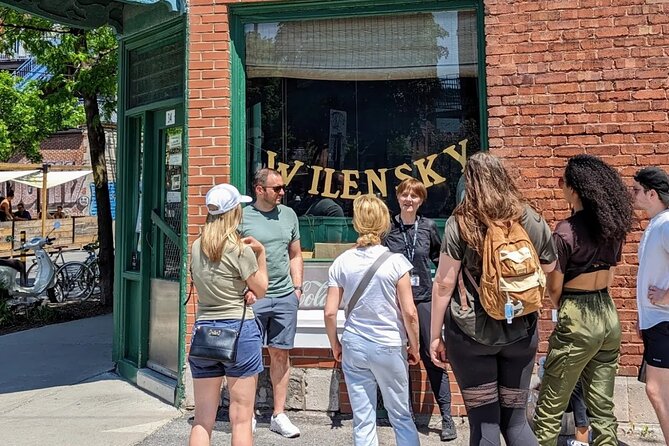 Montreal's Plateau Mont-Royal and Mile End Tour by MTL Detours - Mile End, From Working-Class Roots to Creative Hub
