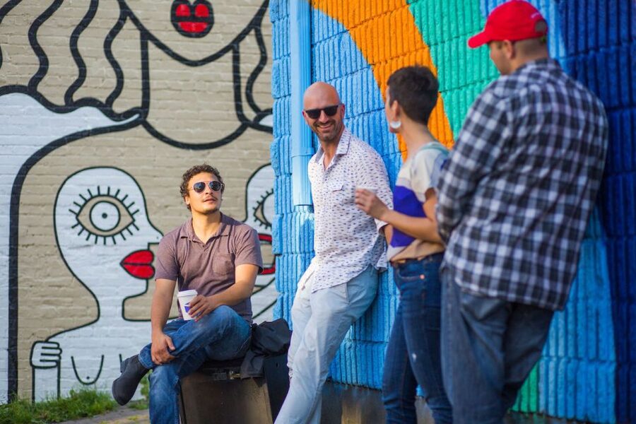Montreal: Street Art & Mural 2-Hour Guided Walking Tour - Starting at HOTEL10 and Finding Your Bearings