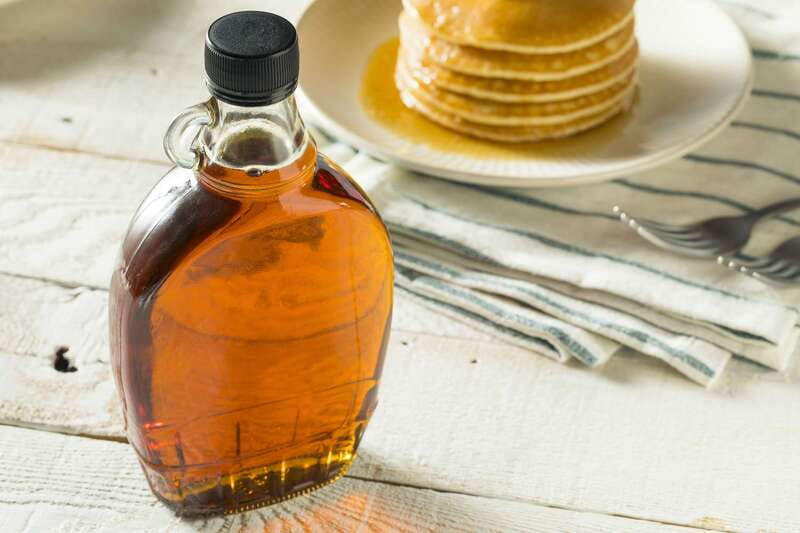 Montreal: Sugar Shack Maple Syrup Day Trip with Lunch - Should you book the Montreal sugar shack tour?