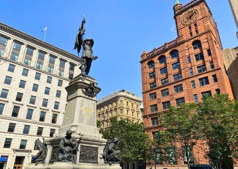 Montréal: The Original Old Montréal Walking Tour - Why this two-hour walk works so well
