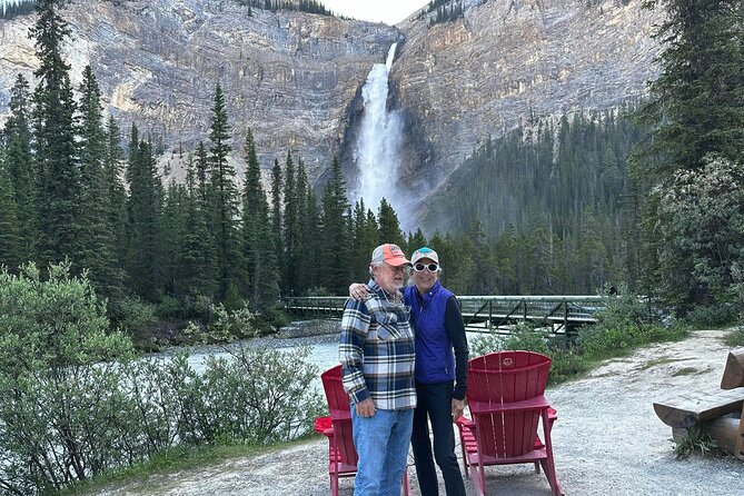 Moraine and Lake Louise with Yoho National Park Private Tour - What the private vehicle adds