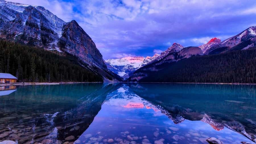 Moraine Lake 1.5hr & Lake Louise Shuttle from Canmore/Banff - The ride through the Canadian Rockies