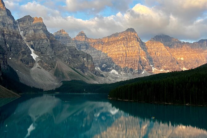 Moraine Lake and Lake Louise Private Premium Day Tour - Who gets the best value from $1,494.88