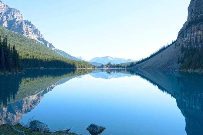 Moraine Lake and Lake Louise Sightseeing Half Day Tour - Who should book this tour