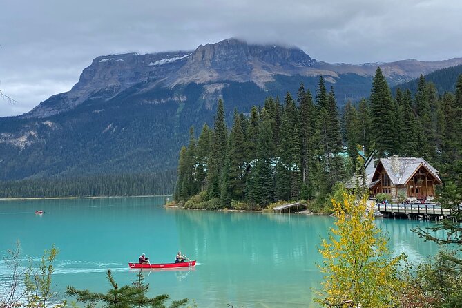 Moraine Lake Lake Louise Emerald Lake Banff Town & Natural Bridge - Who should book this day tour?