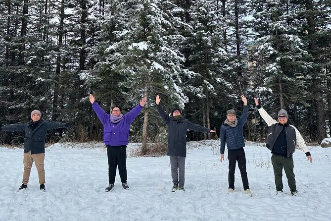 Moraine Lake & Lake Louise Private Day Tour with Banff Explorer - Two hours to explore Banff Avenue