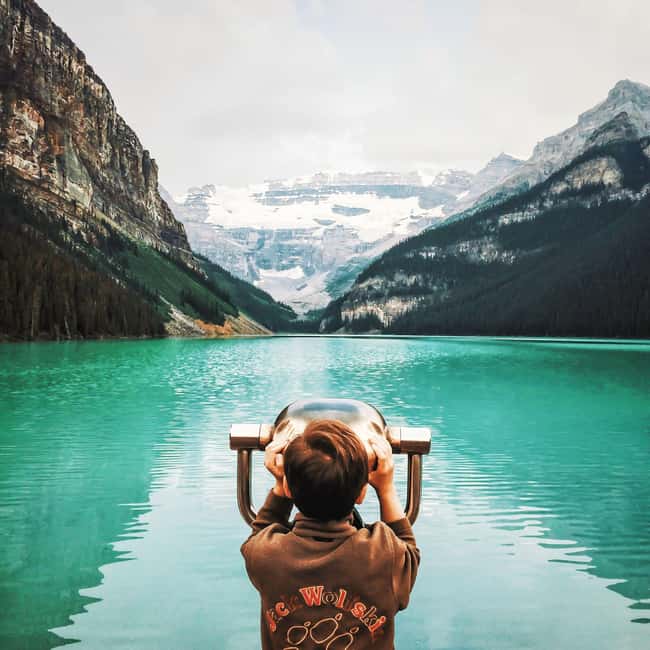 Moraine Lake: Lake Louise & Yoho & Moraine Lake Day Tour - Natural Bridge shows the force of water