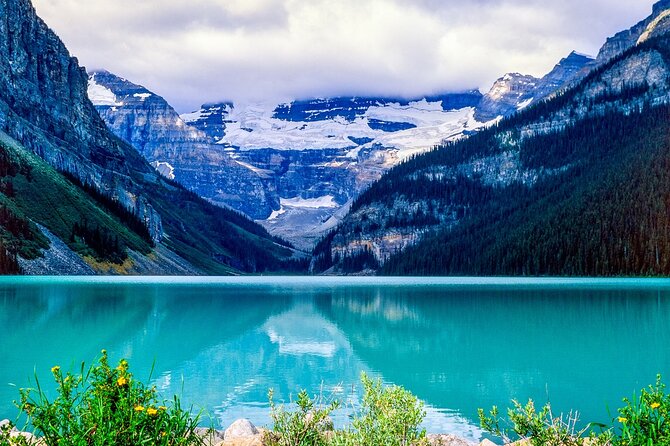 Morning Tour at Moraine Lake(2hrs) & Lake Louise(2hrs) - Is $116.41 a fair price?