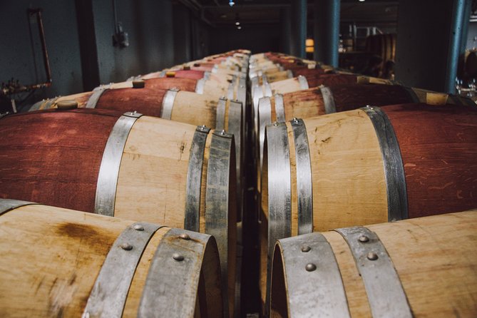 myWineCountry Experience Premium Wine Tours and Tastings - What the guide adds to the day