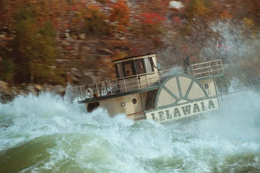 Niagara Adventure Theater Experience with Popcorn included - Key points to know