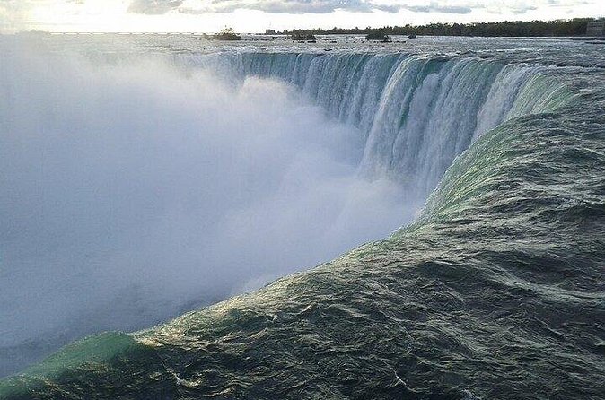 Niagara: Behind The Falls, Skylon Tower Ticket & Tesla Audio Tour - Is $38.16 good value?