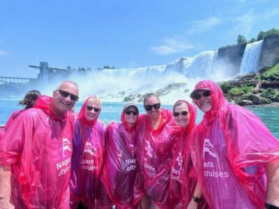 Niagara Falls Boat Cruise with Historical Walking Tour