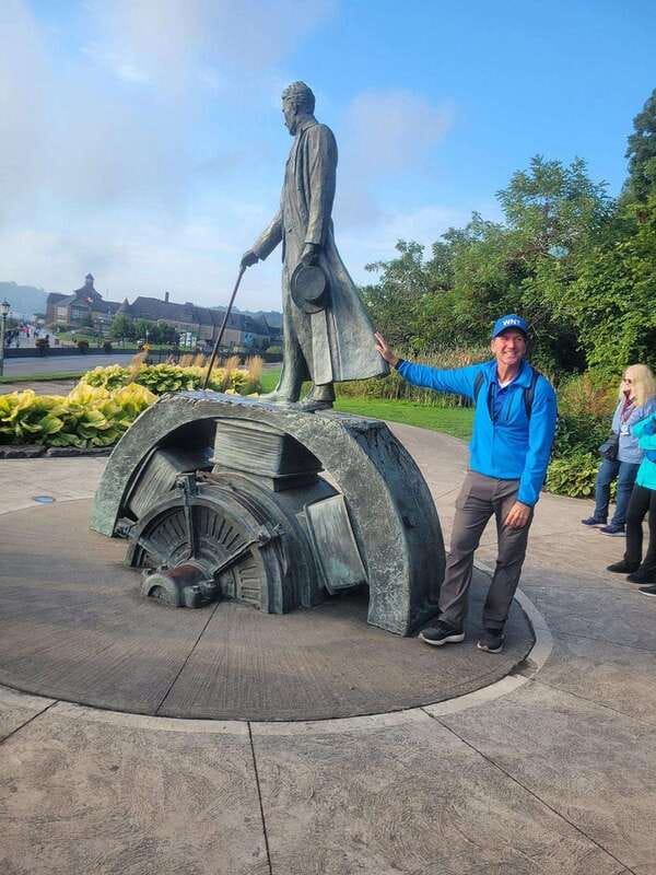 Niagara Falls Boat Cruise with Historical Walking Tour - What the $99 price really buys you