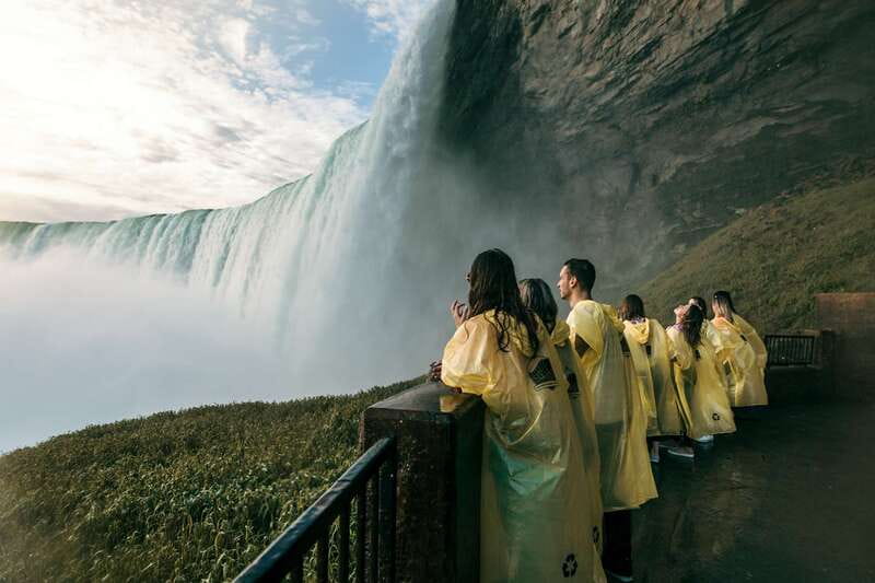 Niagara Falls: Boat Trip & Journey Behind the Falls Tour - The 19-story descent to the boat