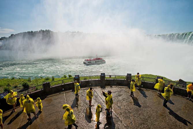 Niagara Falls Canada 3-Hour Tour w/Boat & Behind the Falls - A fast way to see the Canadian side