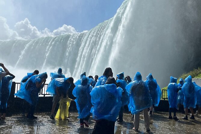 Niagara Falls Canada Day Tour From Toronto + Boat Cruise Option - Getting from Toronto to the falls