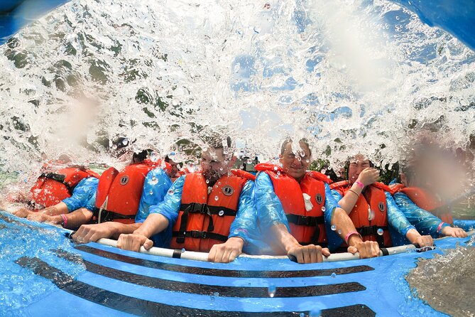 Niagara Falls Canada Open-Top (Wet) Jet Boat Tour - Arriving at 55 River Frontage Road