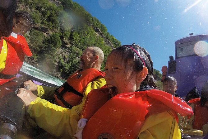 Niagara Falls Canada Open-Top (Wet) Jet Boat Tour - Forty-Five Minutes of Rapids and Spins