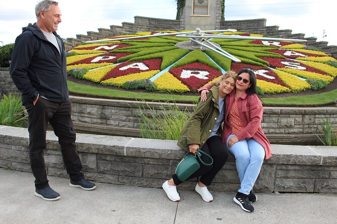 Niagara Falls Canada Tour, Boat, Skylon Tower & Maple Tasting - The extra Niagara sights along the route