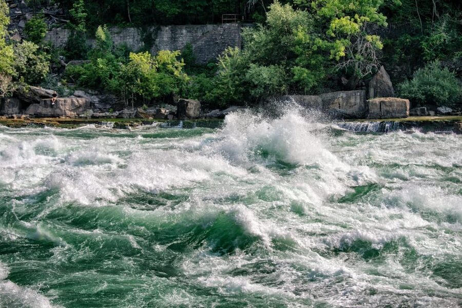 Niagara Falls, Canada: White Water Walk Entry Ticket - Why the quiet atmosphere matters
