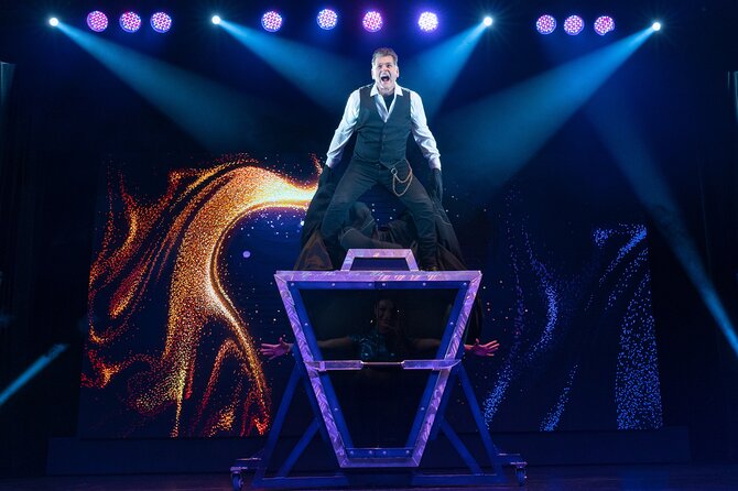 Niagara Falls, Canada: Wild Magic Show Ticket - Show-only admission, buffet dinner, and food costs