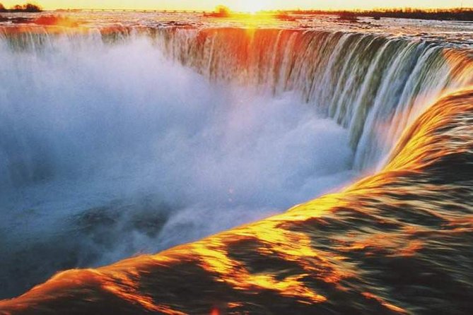 Niagara Falls Canadian Luxury Tour: Boat, Journey, Skylon & Lunch - Lunch, and what to confirm before booking