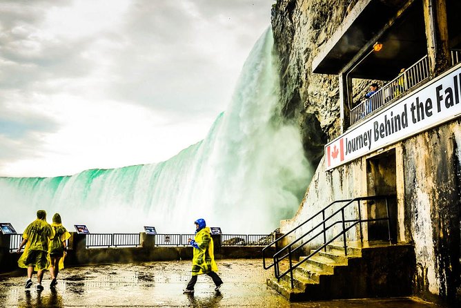 Niagara Falls Day and Evening Tour With Boat Cruise & Dinner (optional) - Dinner at the Sheraton Fallsview