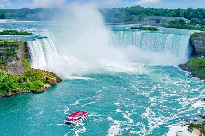 Niagara Falls Day Tour from Toronto - A full day from Toronto to Niagara Falls