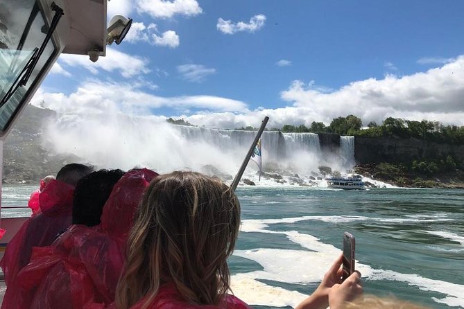 Niagara Falls Day Tour from Toronto - Riding the Niagara Parkway