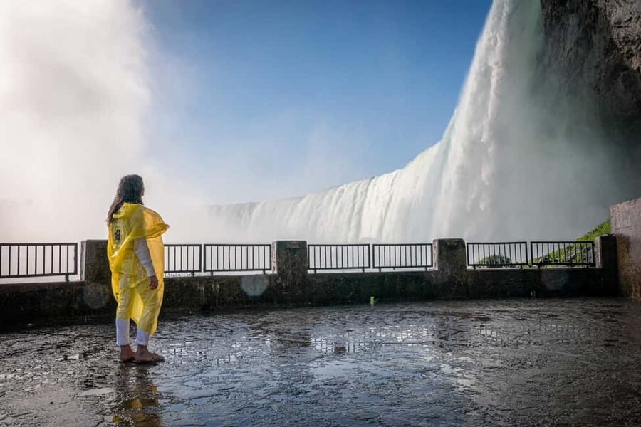 Niagara Falls: Early Access Boat & Journey Behind the Falls - The boat ride: 20 minutes in the spray