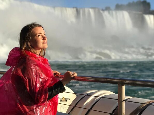 Niagara Falls Eco Walking Tour with Boat Cruise - Walking the Niagara Parkway to Table Rock
