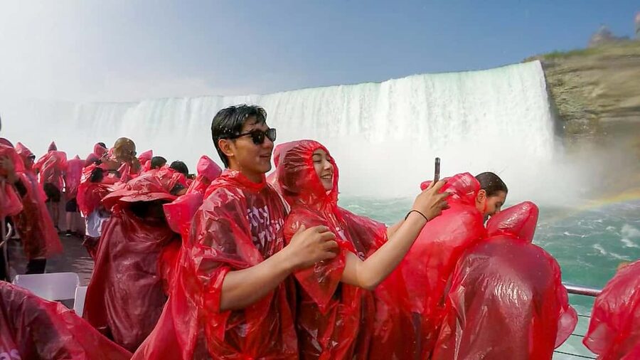 Niagara Falls Exclusive Walking Tour: Voyage to the Falls - Practical details before you book