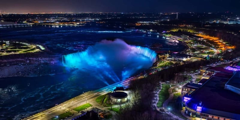 Niagara Falls: Guided Night Tour w/ Dinner & Hotel Transfer - Entering the Illumination Tower