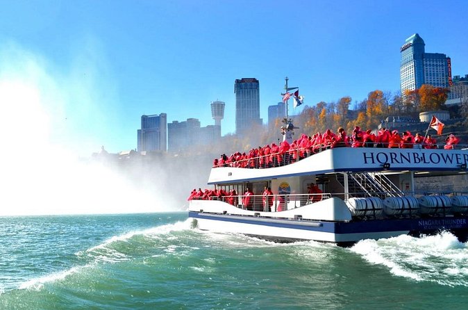 Niagara Falls Guided Vehicle Tour Canada: Boat, Skylon & Journey - Robby’s guiding style is part of the value