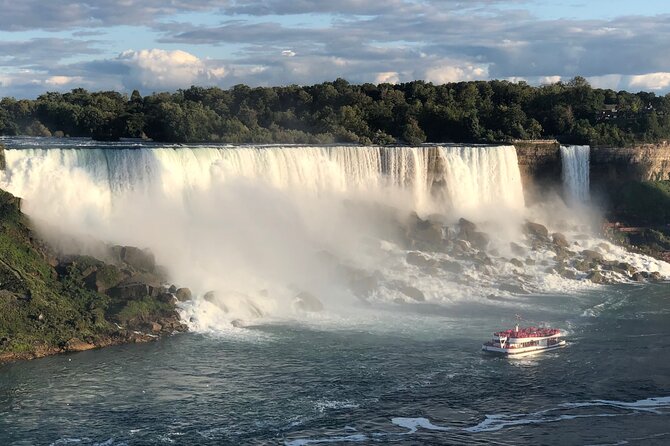 Niagara Falls Small Group Tour w/ Tower, Journey & Boat Cruise - Tesla, the hydro station, and the story behind the water
