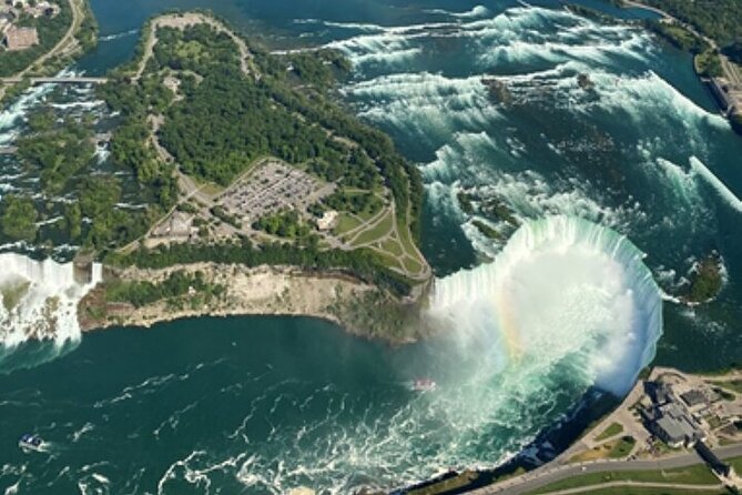 Niagara Falls Tour from Toronto with Winery & Niagara on The Lake - Who should book this experience