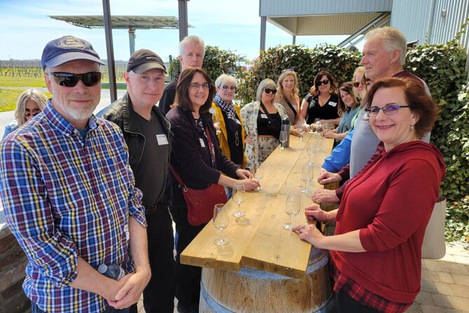Niagara-on-the-Lake Cycle and Wine-Tasting Tour with Optional Lunch - Choosing between the 4-hour and 6-hour tours