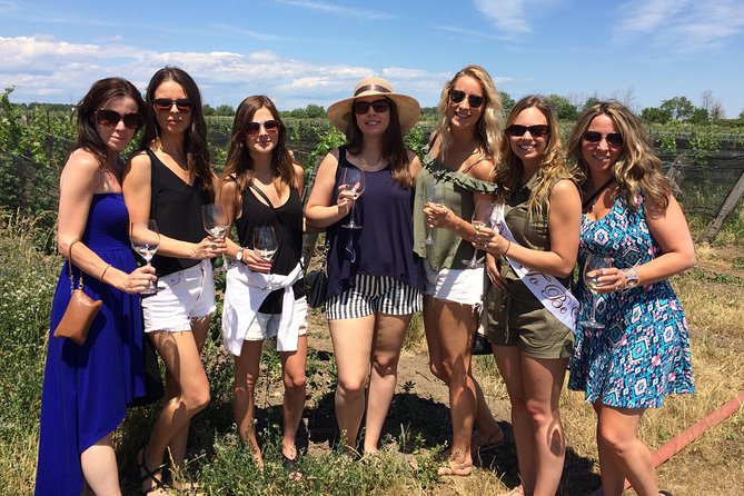 Niagara-on-the-Lake Small Group Wine Tour with Picnic Lunch - What this Niagara wine tour is really like