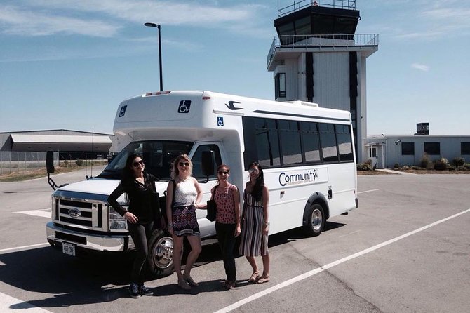 Niagara-on-the-Lake Small Group Wine Tour with Picnic Lunch - Lakeview Wine Co. and the structured tasting