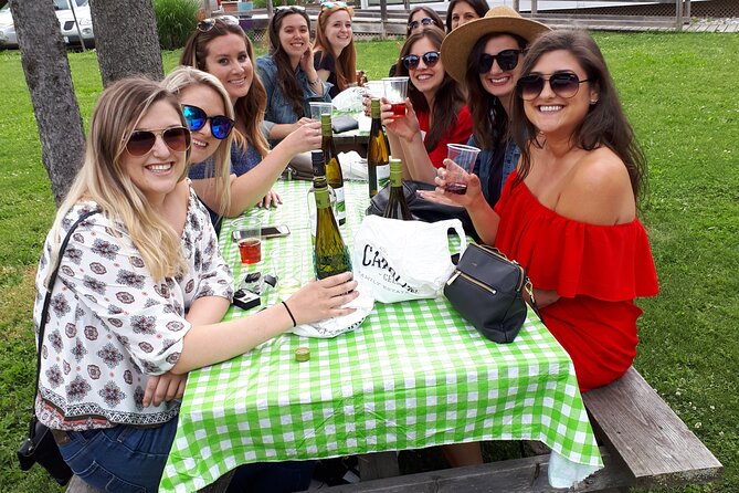 Niagara-on-the-Lake Wine Aft Tour with Cheese from Niagara Falls - A good balance of information and free time