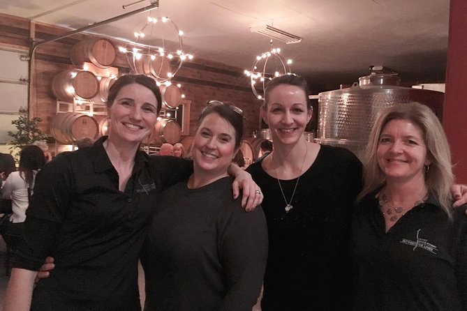 Niagara's Decadent Sparkling and Icewine Tasting - Who Should Book This Experience?