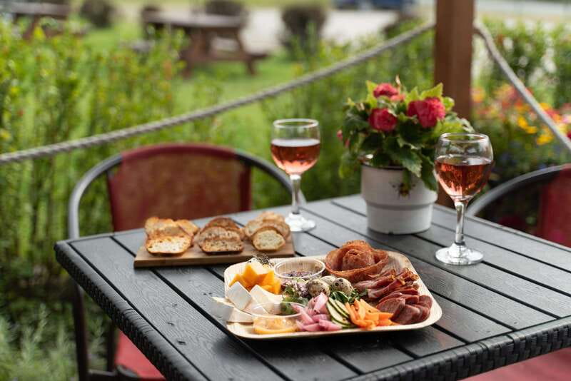 Okanagan Bee Tour, Wine Tasting and Lunch at Kelowna Winery - Timing, booking, and practical details
