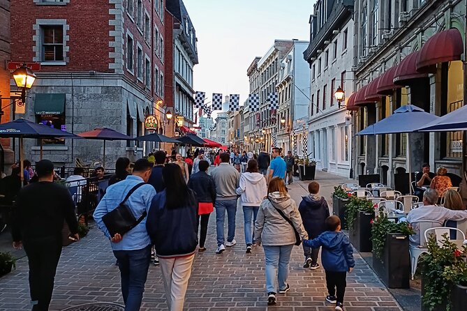 Old Montreal at Twilight Walking Tour Semi-Private - Why twilight suits Old Montreal