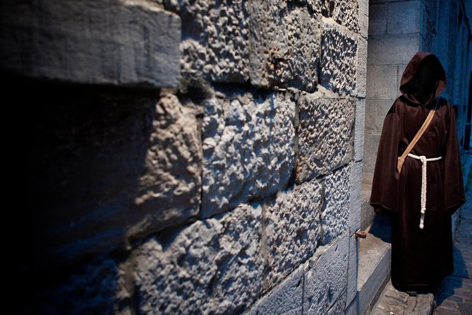 Old Montreal Ghost Walking Tour - How scary is it?