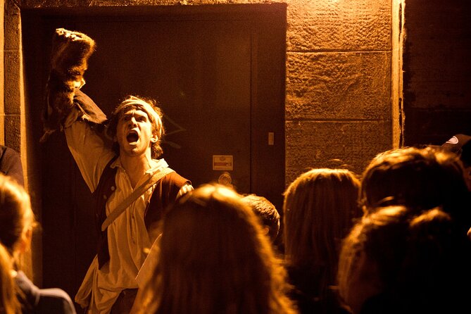 Old Montreal Ghost Walking Tour - Who should book this Old Montreal evening walk?