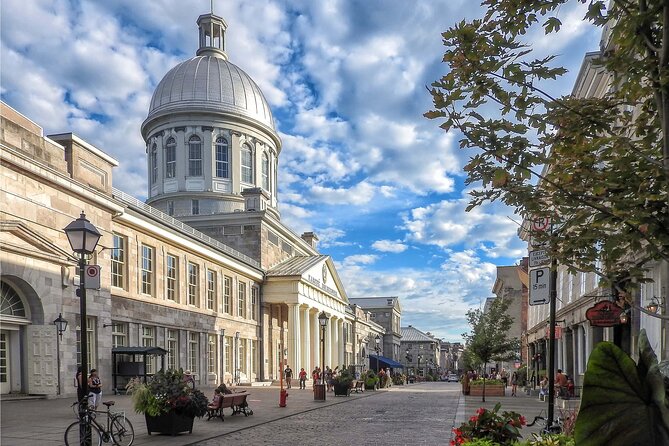 Old Montreal: Self-Guided Tour from Place D‘Armes to Old Port - Notre-Dame Basilica and Montreal’s grand interiors